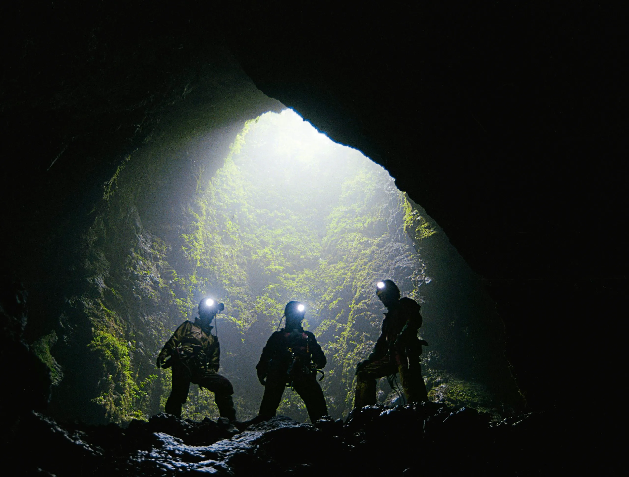 ماجراهای غارنوردی با بهترین غارنوردان جهان
